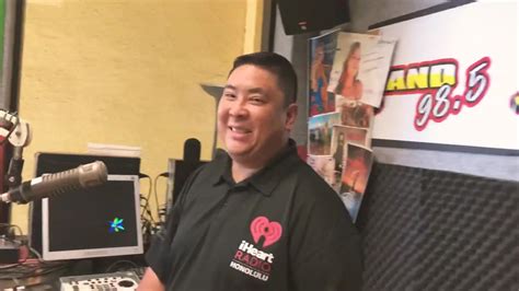 98.5 hawaii - Oct 31, 2022 · Gregg Hammer Rejoins Island 98.5/Honolulu for Mornings. iHeartMedia Honolulu raps Gregg Hammer to rejoin KDNN (Island 98.5)'s morning show, effective October 31. Hammer first appeared on the "Wake Up Crew" in the early 1990's when morning program aired on the former Rhythmic CHR KIKI-FM (Hot I-94), now KUBT-FM (93.9 The Beat). 